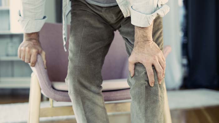 Gonalgia: il dolore al ginocchio è uno dei sintomi principali della gonartrosi